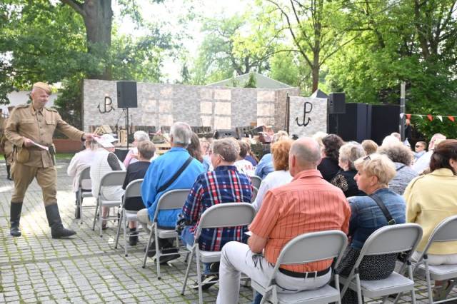 „Die Aufständischen von 1944 – Wir erinnern uns” – ein Wort- und Musikspektakel