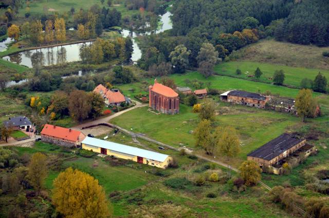 Zespół folwarczny w Chwarszczanach