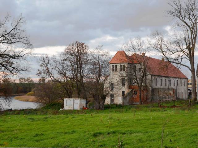Former convent of Cistercian nuns